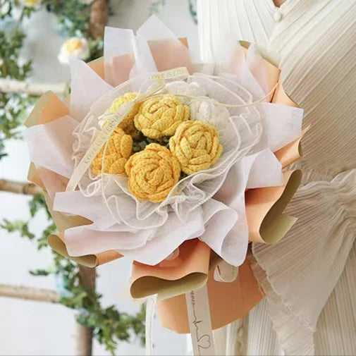 Round Crochet Yellow & White Rose Bouquet