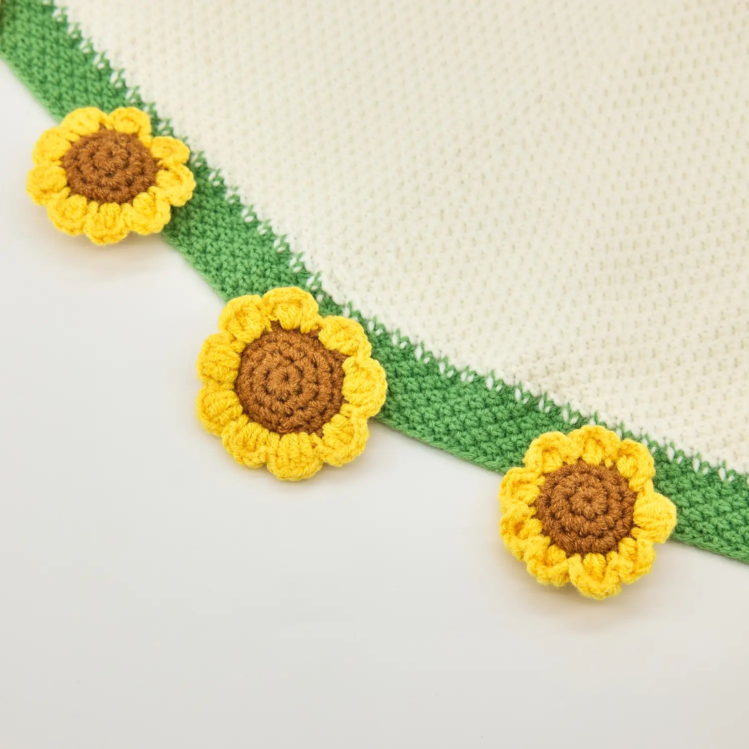 Cashmere Crochet Flower Bouquet Blanket-Sunflower