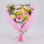 Crochet Gradient Pink Rose Daisy Bouquet