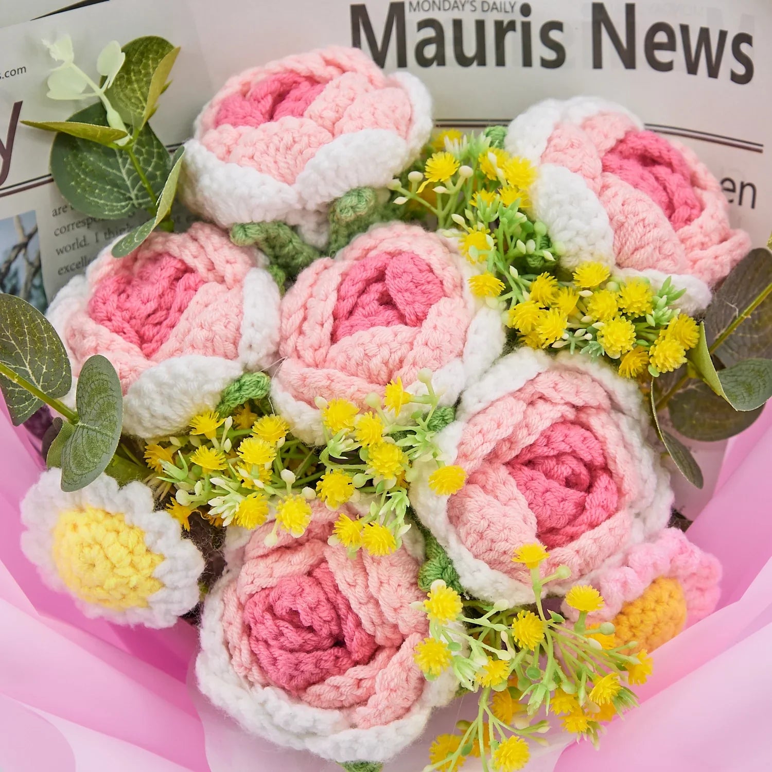 Crochet Gradient Pink Rose Daisy Bouquet