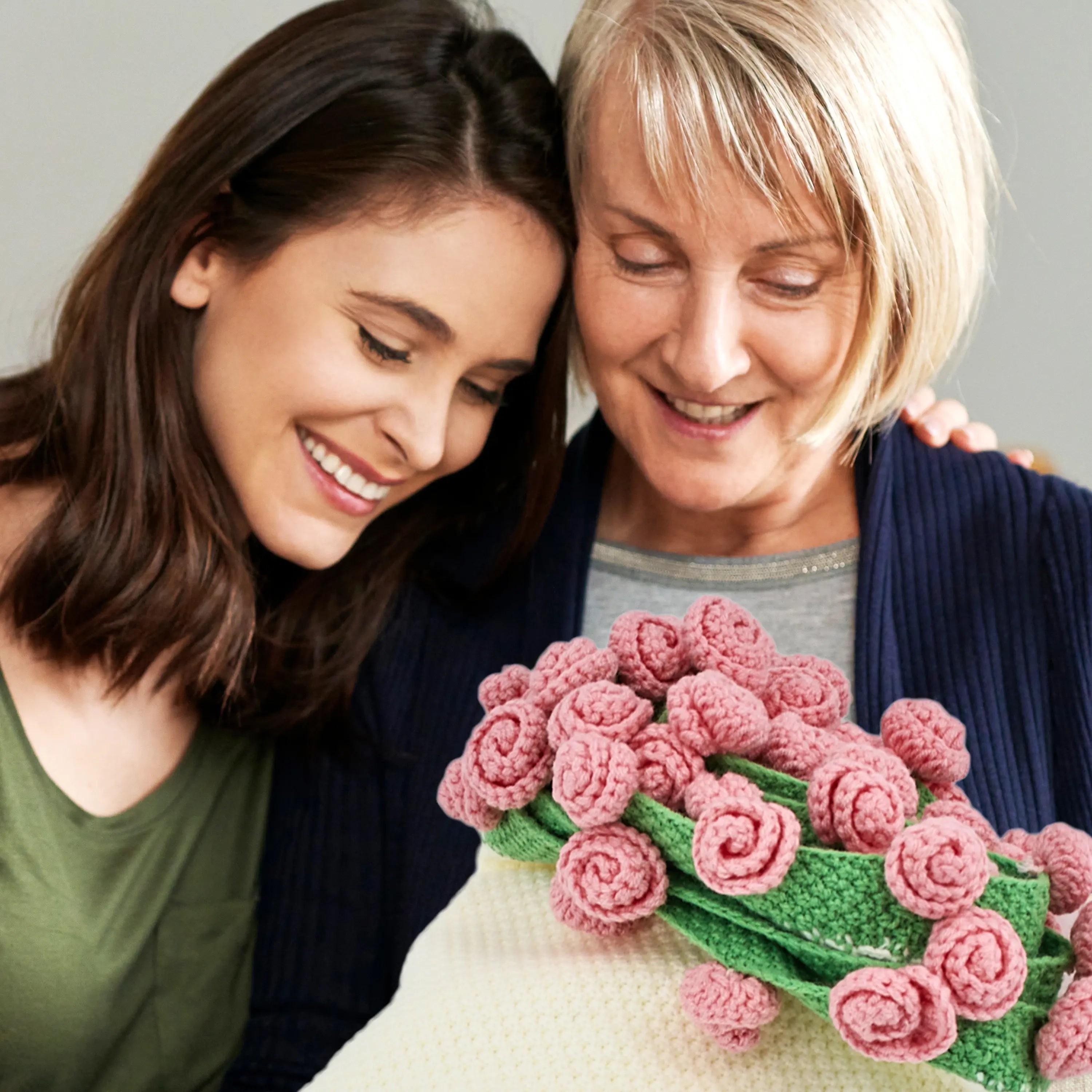 Cashmere Crochet Flower Bouquet Blanket-Pink Roses