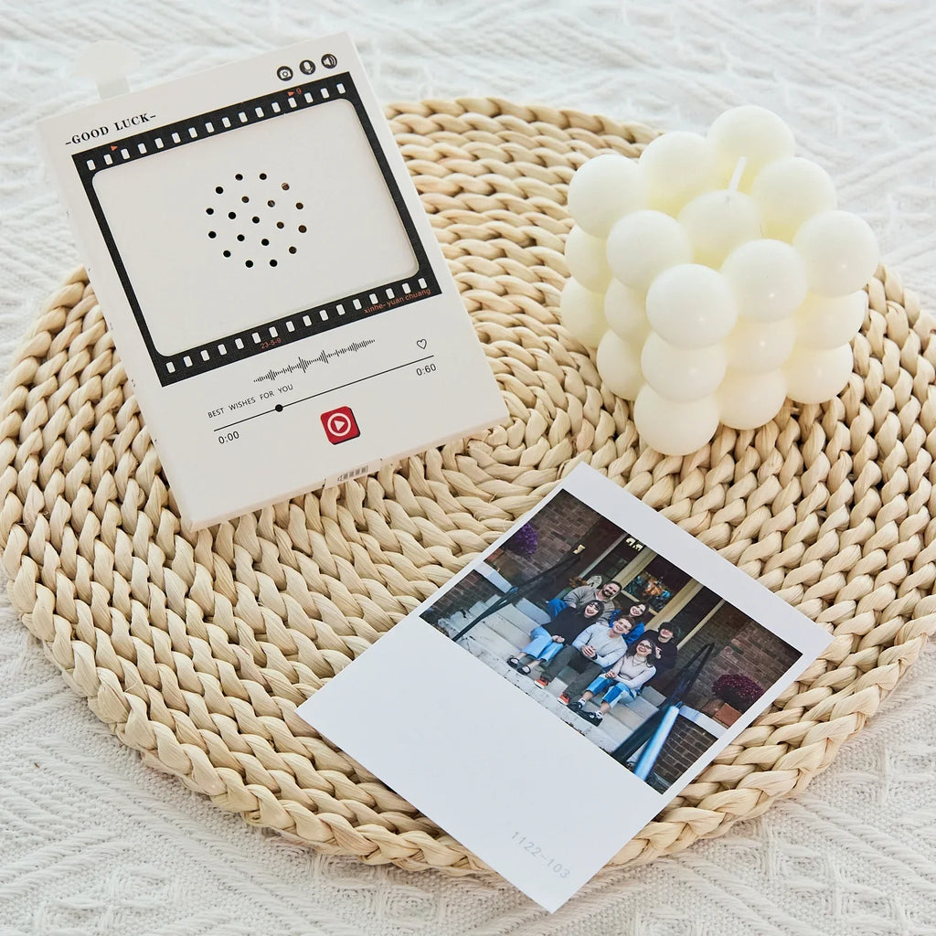 Voice Recorder with Custom Photo & Message